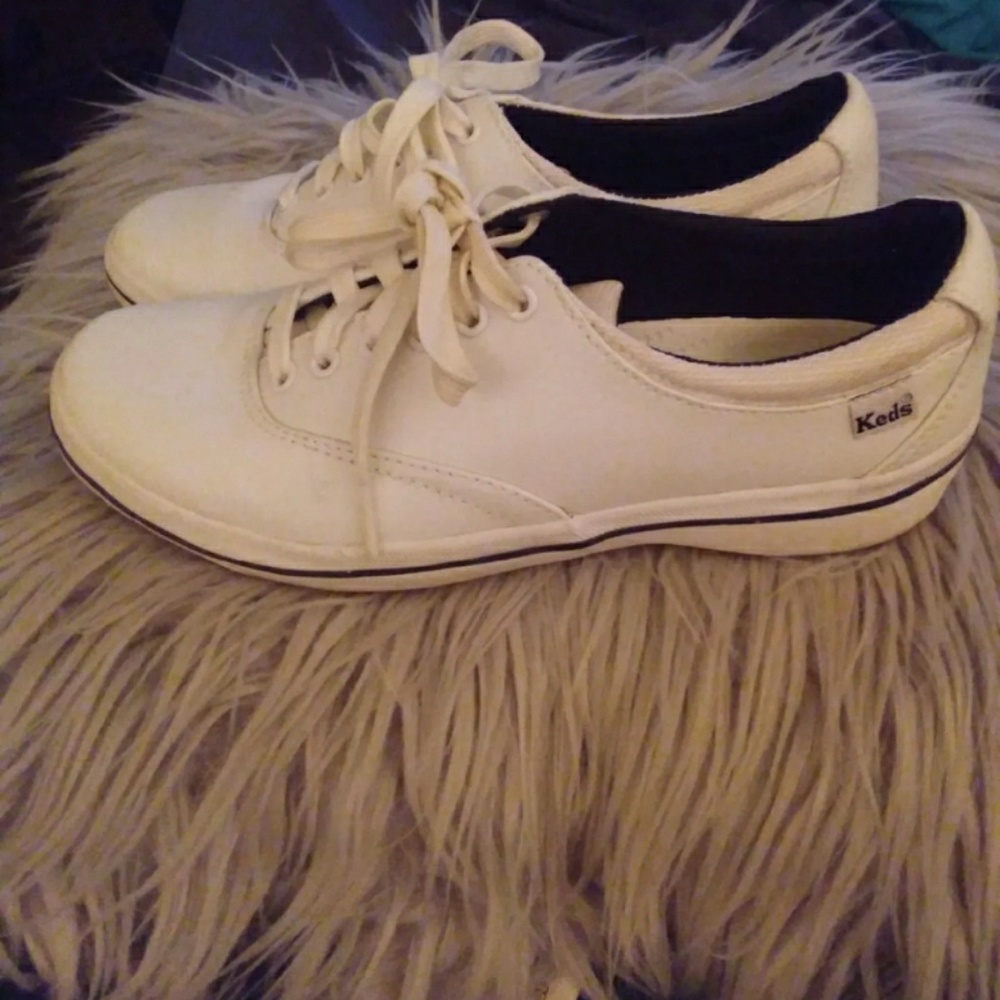 Orthopedic White Keds